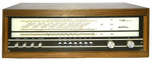 Stereo Radio Kuba Imperial Adria Chassis 669.jpg