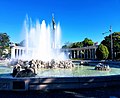 Heldenplatz Wasserspiel 20170528 171051a.jpg