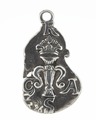 Baksida av hängsmycke - Skoklosters slott - 98933.tif
