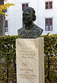 August Hermann Niemeyer Denkmal Halle - 1.jpg