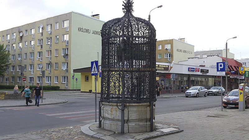 File:" Piękna Studnia "1686r. - panoramio.jpg
