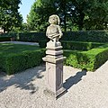 Skulptur (Zwerggroteske) P1000480.jpg