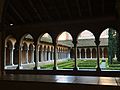Cloitre des Jacobins vu de la salle capitulaire.jpg