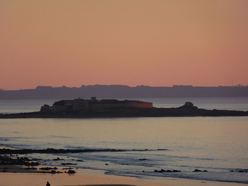 File:" fort bloqué " a guidel - panoramio.jpg