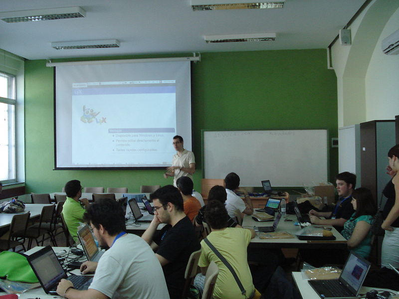 File:!barraLibreCamp 2011 Universidad de Cádiz 1.jpg