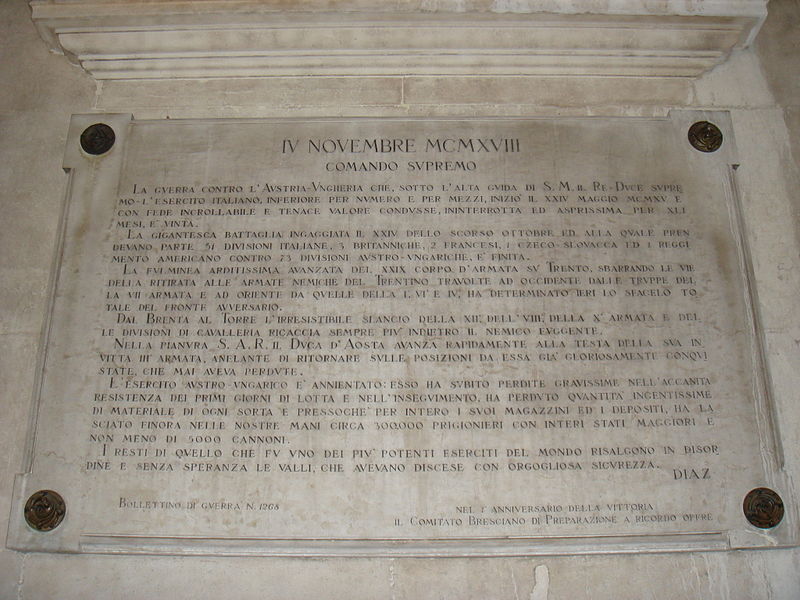 File:Palazzo loggia iscrizione2 by Stefano Bolognini.JPG